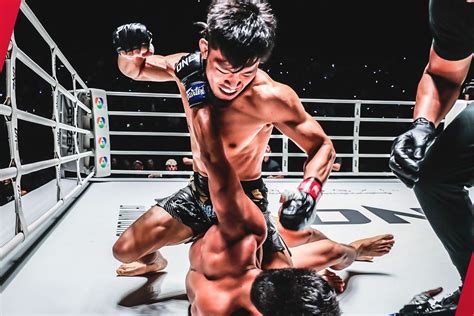 มาร์코 มอนติลินี แร็ปเปอร์ชื่อดังชาวอิตาลี โชว์สเตจร้อนแรงในงาน Bangkok Beatdown 2024!